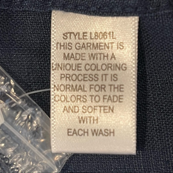 100% Linen Shirt - Short Fin Resort Wear - Picture 13 of 16